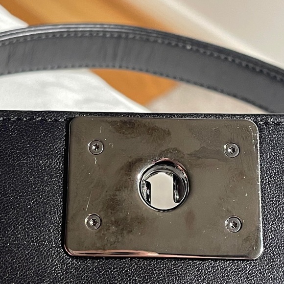 **SOLD** Chanel Iridescent Galuchat Stingray Small Boy Bag - Picture 11 of 16